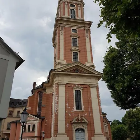 Zimmervermietung M.p. *